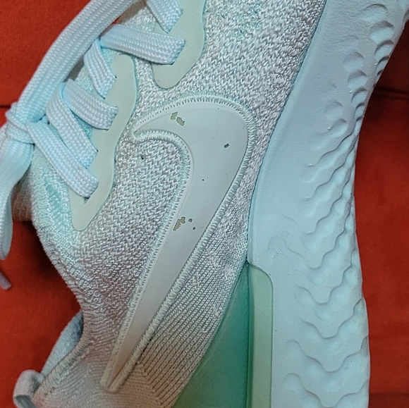 Nike Epic React Flyknit 2 Teal Tint Women’s  BQ8927-300 Size 7 - Picture 9 of 12